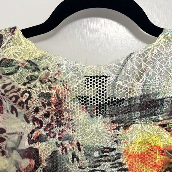 Colorful top - Picture 3 of 5